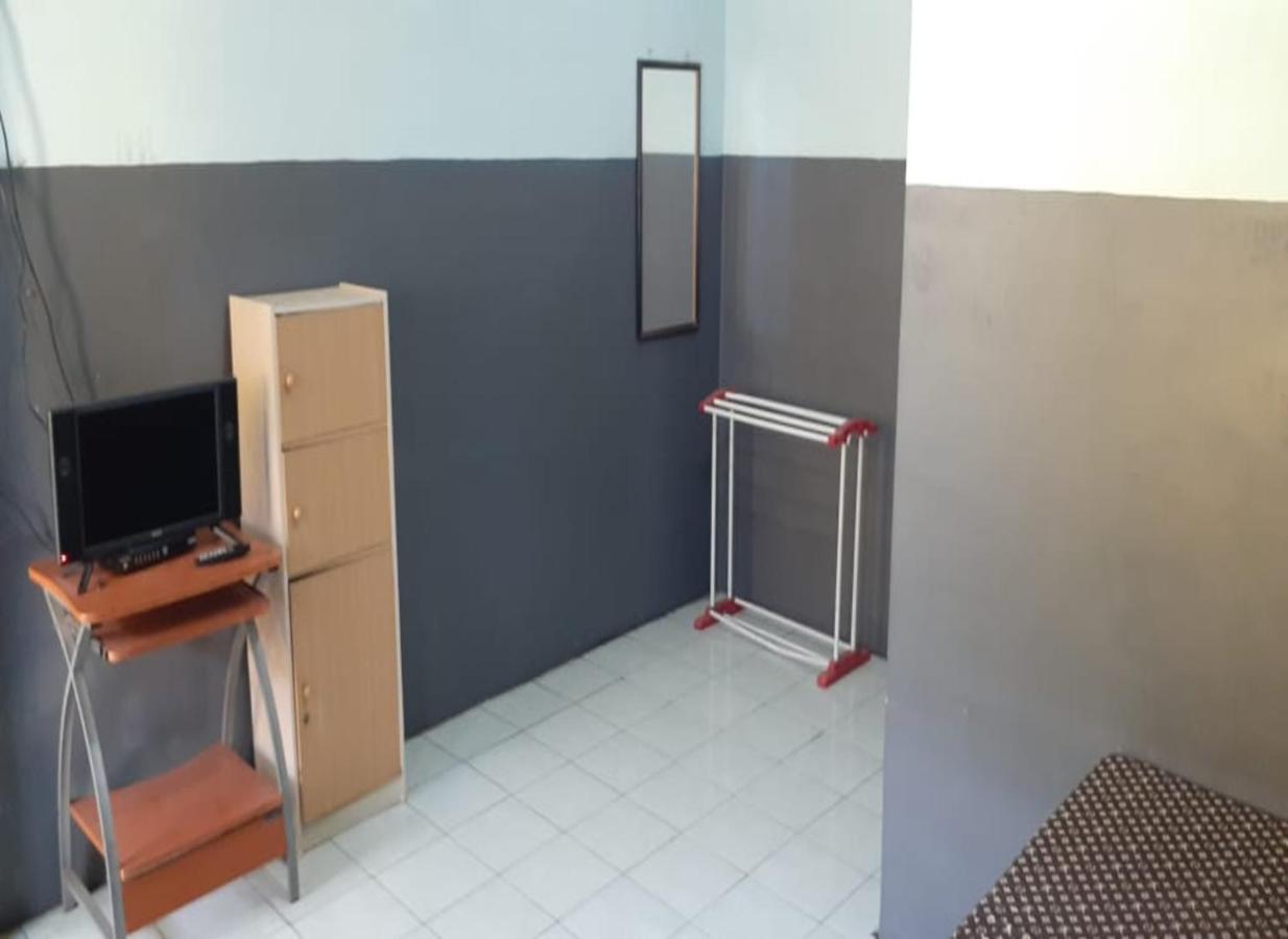 Hotel Dirgantara Parakan  Екстериор снимка