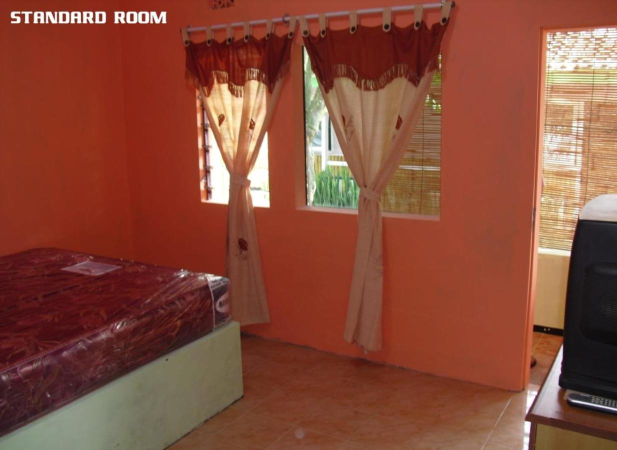 Hotel Dirgantara Parakan  Екстериор снимка